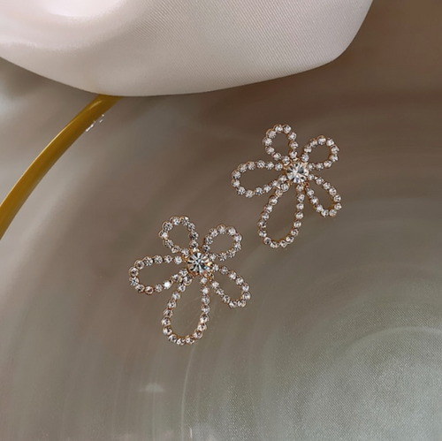 Hollow Flower Earrings