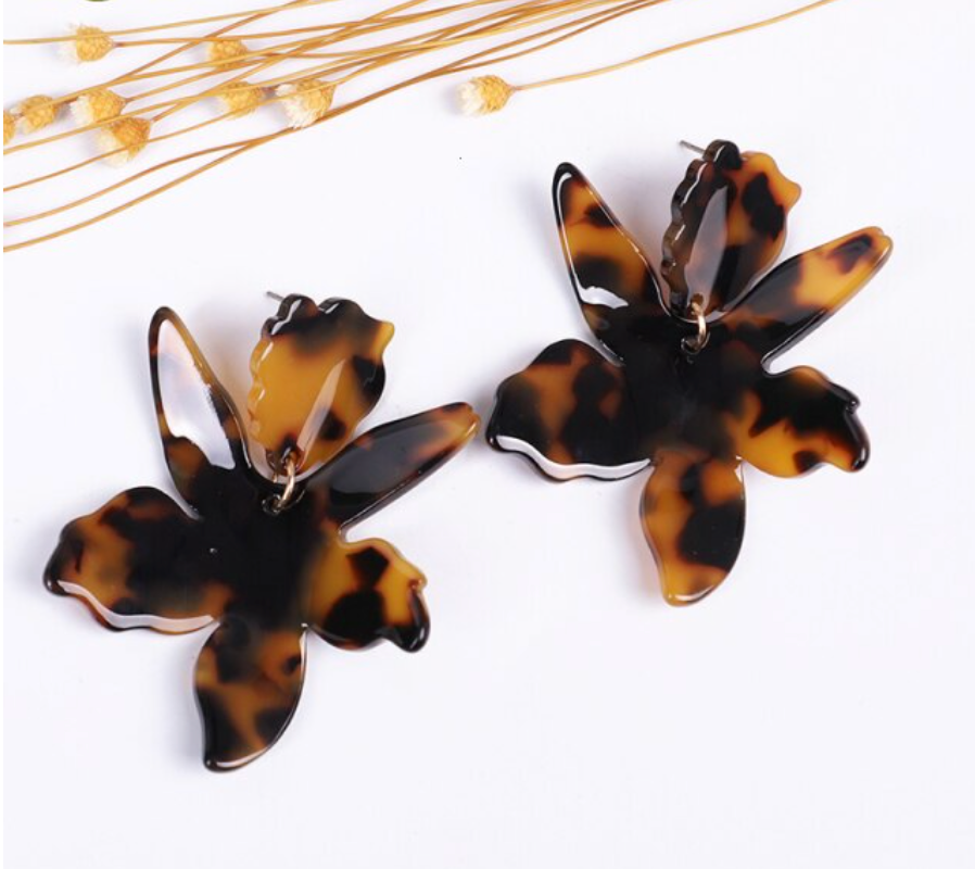 Tortoise Dangle Acrylic Flower