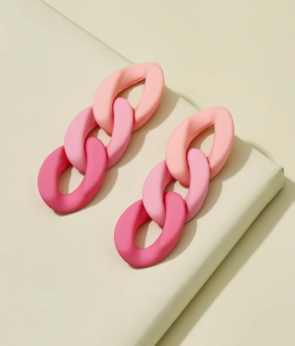 Acrylic Chain Dangles